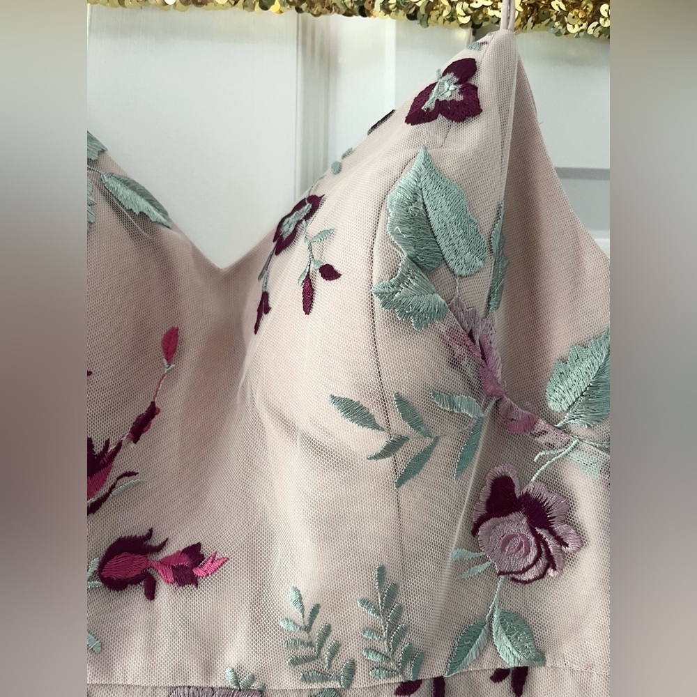 Jenny Yoo Drew Gown Enchanted Floral Vintage Iris - Picture 5 of 9
